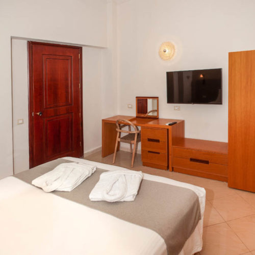 Room 421_01_s